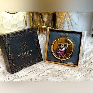 NIB-Monet Jewelry Owl Gold Tone Compact Mirror